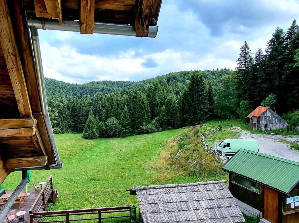 Planinski Dom Na Travni Gori Sodrazica ภายนอก รูปภาพ