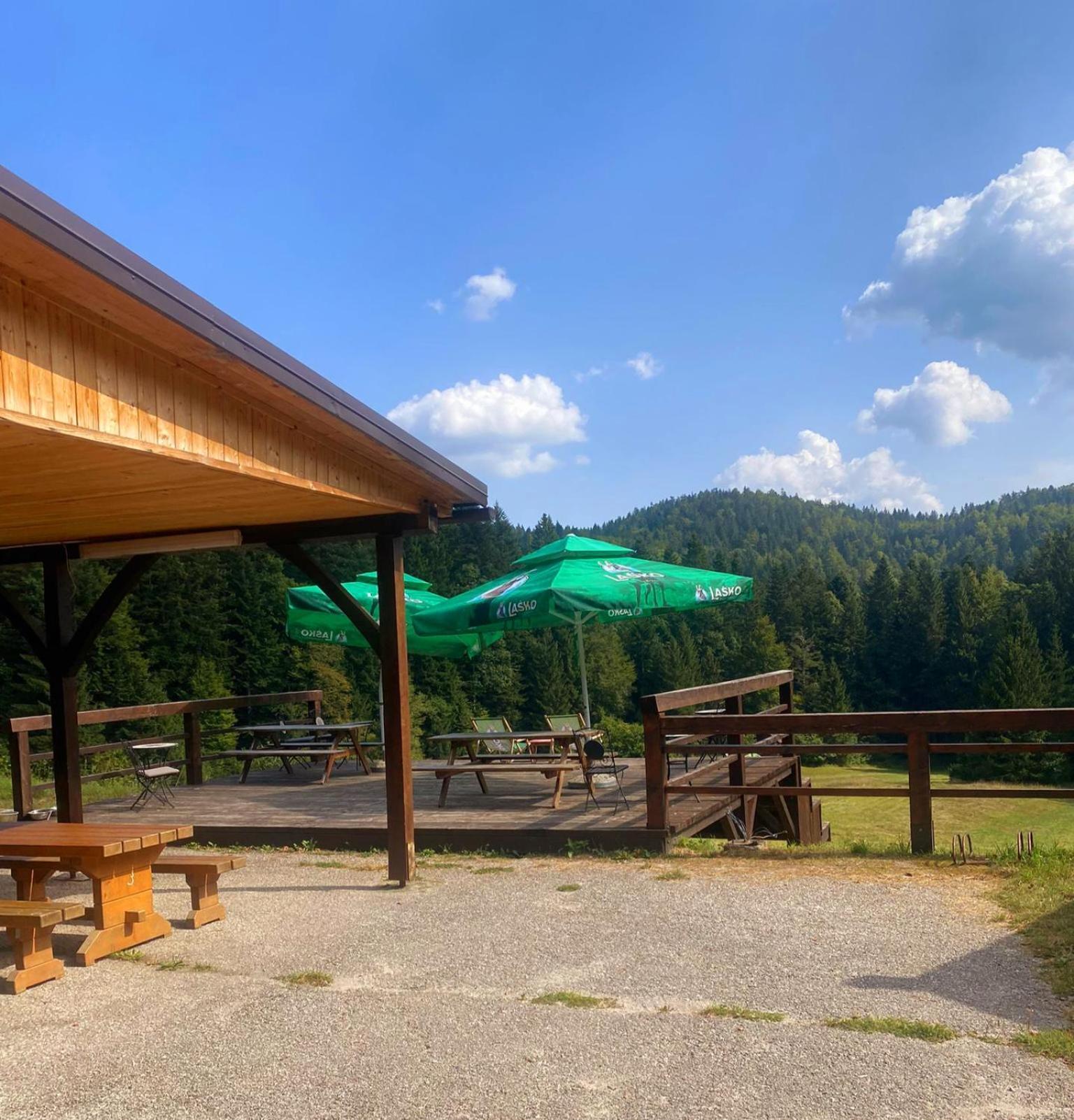 Planinski Dom Na Travni Gori Sodrazica ภายนอก รูปภาพ